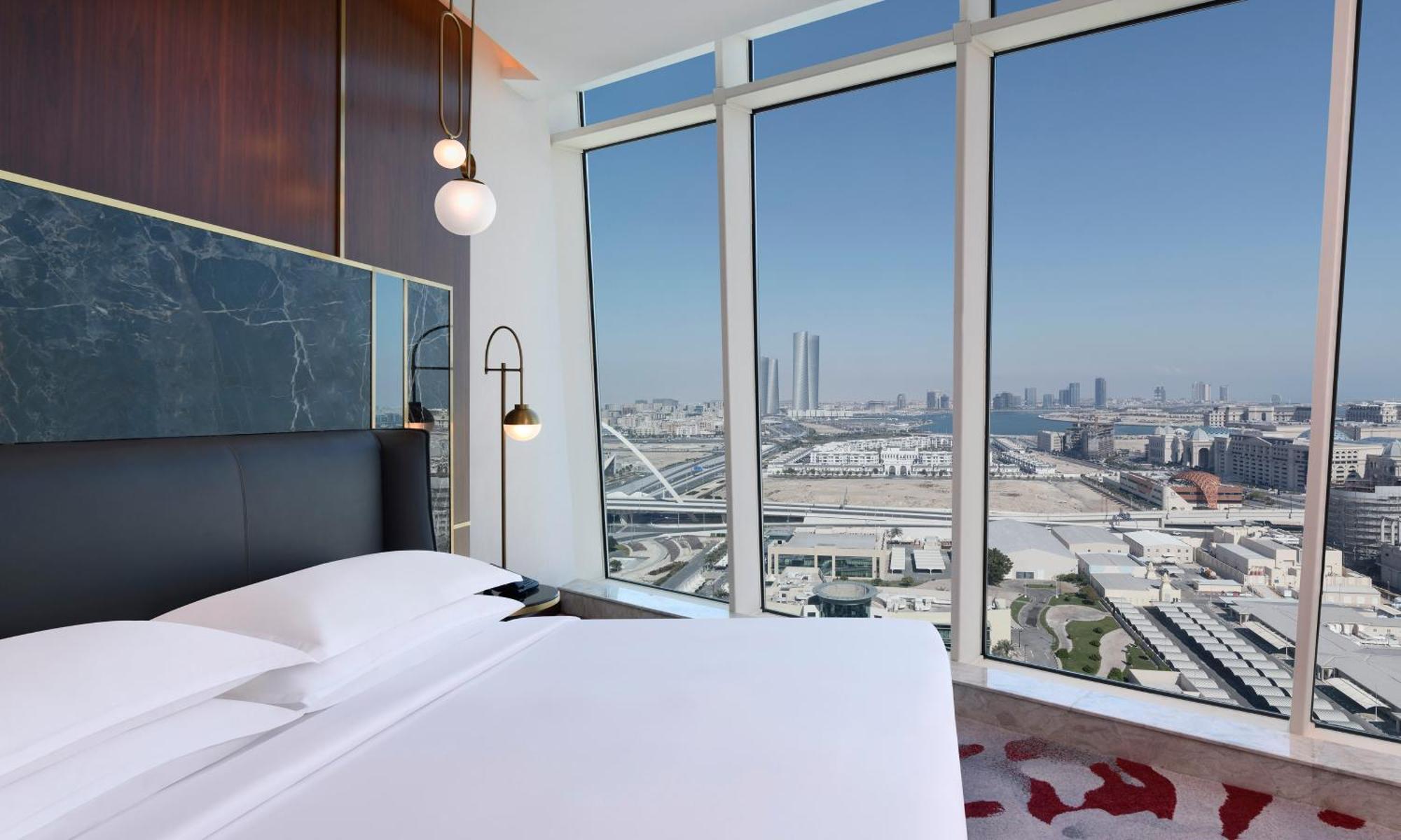 Velero Hotel Doha Lusail Екстериор снимка A bedroom at the hotel